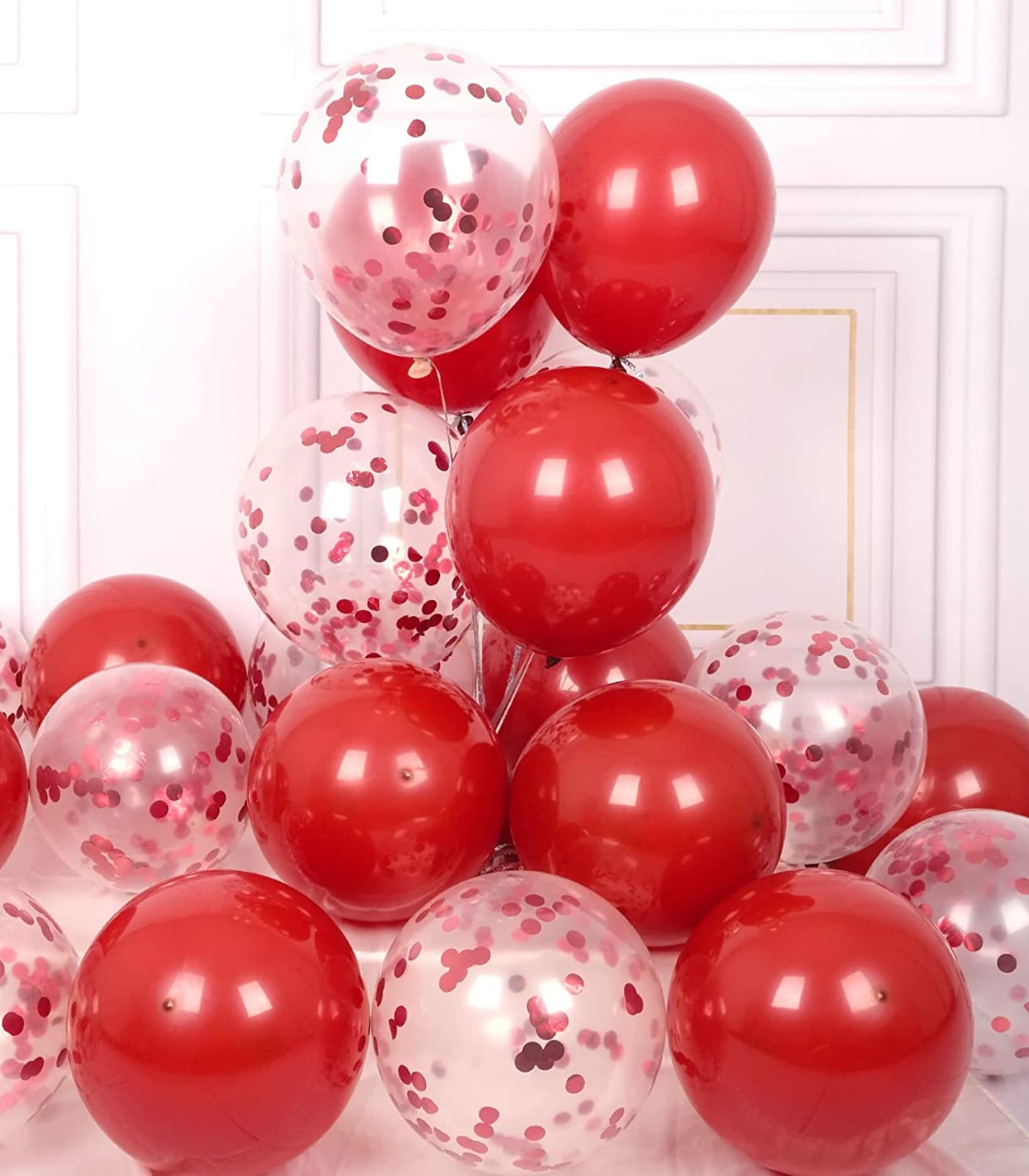Red Confetti & Red 12 inches Party Balloons